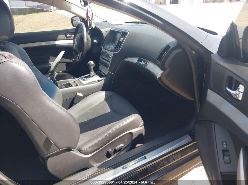 2015 Infiniti Q60 Journey VIN: JN1CV6EK1FM871117 Lot: 39293681