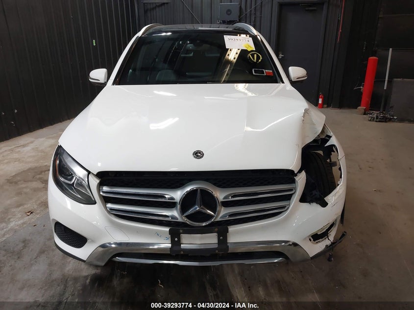 2018 MERCEDES-BENZ GLC 300 VIN: WDC0G4KB5JV042213