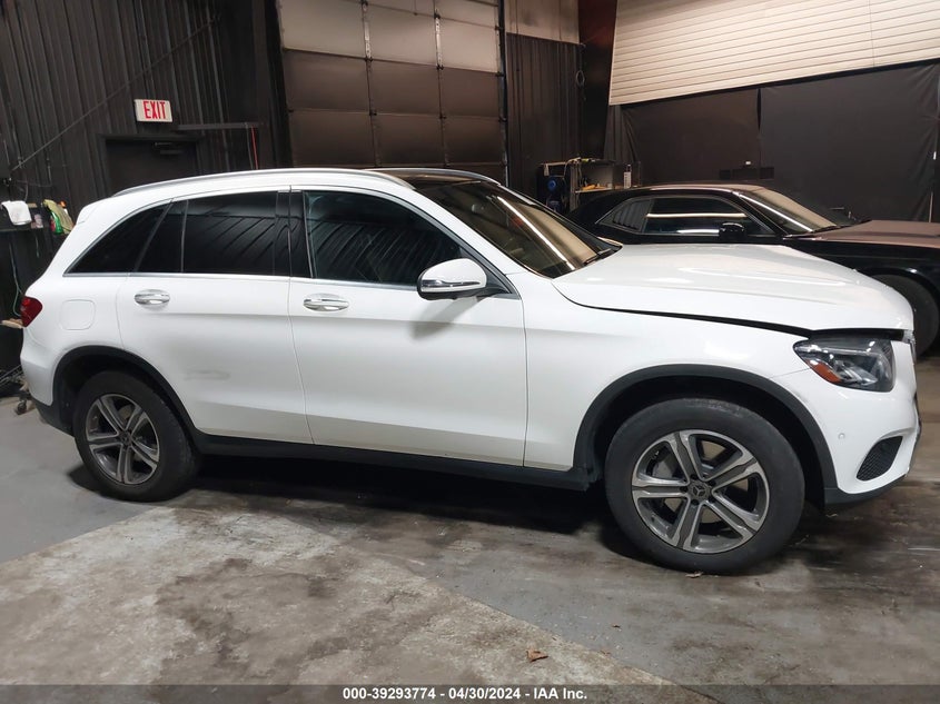 2018 MERCEDES-BENZ GLC 300 VIN: WDC0G4KB5JV042213