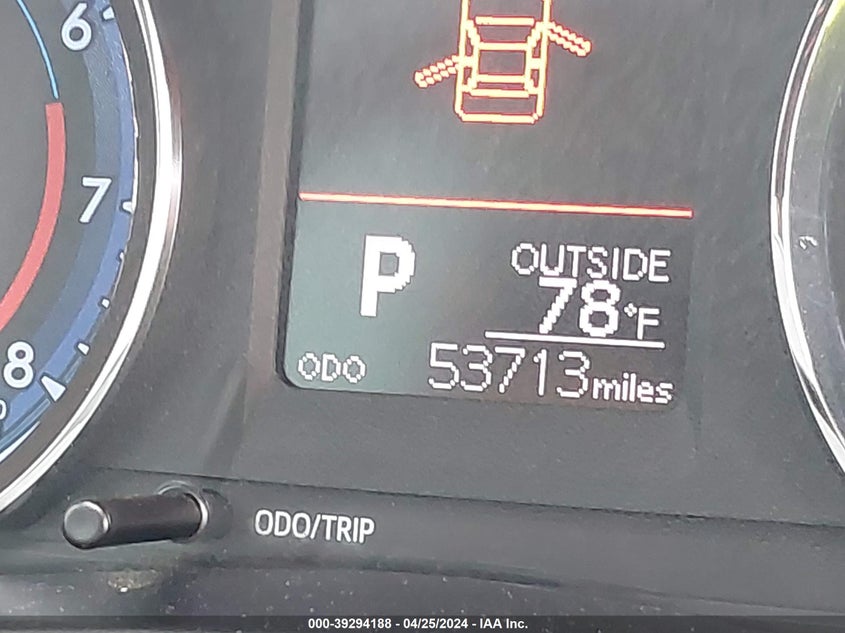 2019 TOYOTA COROLLA LE - 5YFBURHE8KP918024