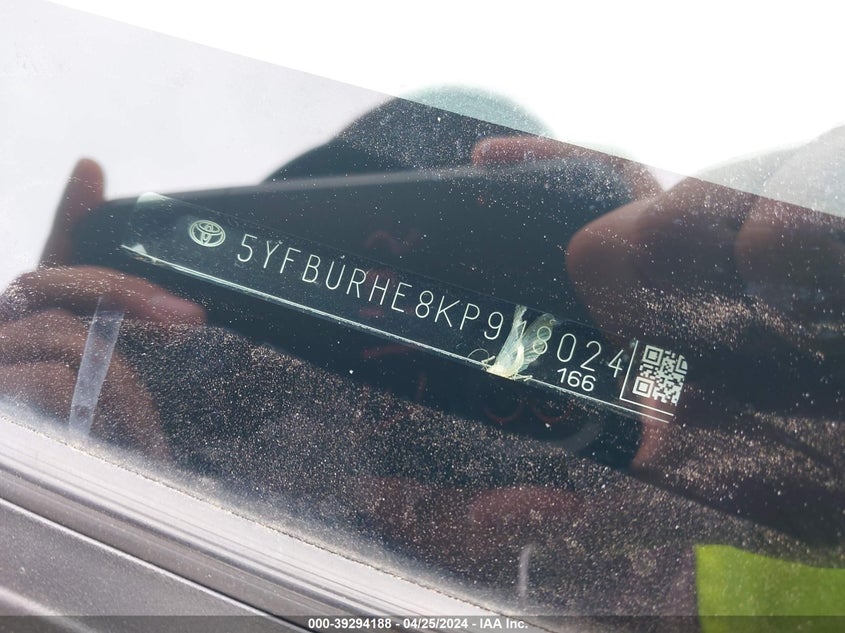 2019 TOYOTA COROLLA LE - 5YFBURHE8KP918024