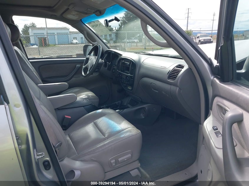 2001 Toyota Sequoia Sr5 V8 VIN: 5TDBT44A01S039356 Lot: 39294194
