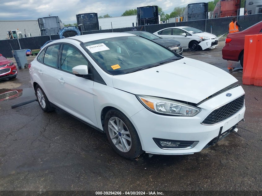 FORD FOCUS SE 2017