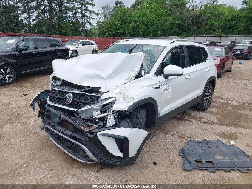 VIN 3VVRX7B22NM042492 2022 VOLKSWAGEN TAOS SE