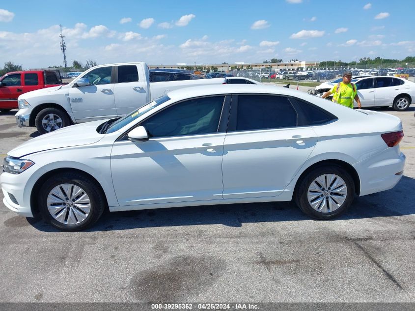 2019 Volkswagen Jetta 1.4T R-Line/1.4T S/1.4T Se VIN: 3VWC57BU5KM266571 Lot: 39295362