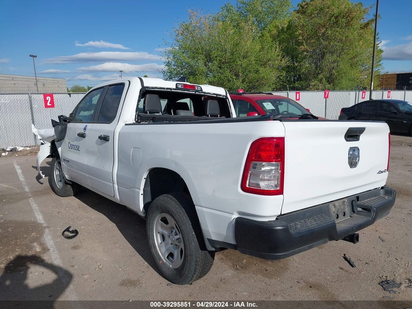 2022 RAM 1500 TRADESMAN QUAD CAB 4X4 6'4 BOX - 1C6RRFCG2NN437069