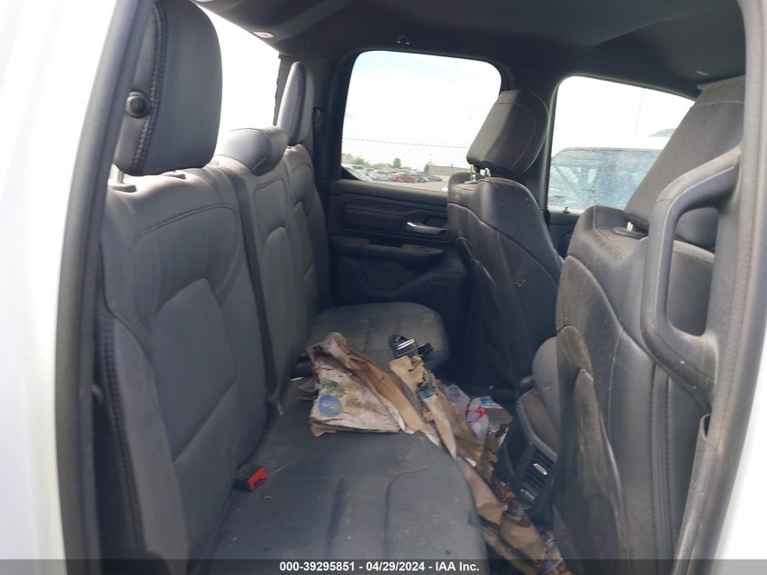 2022 RAM 1500 TRADESMAN QUAD CAB 4X4 6'4 BOX - 1C6RRFCG2NN437069