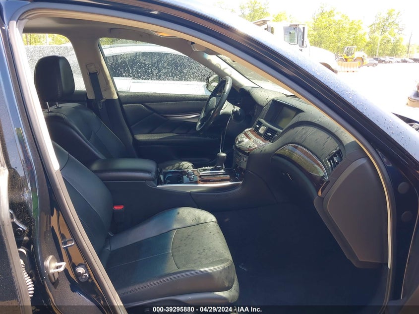 2017 Infiniti Q70L 3.7X VIN: JN1BY1PR1HM210030 Lot: 39295880