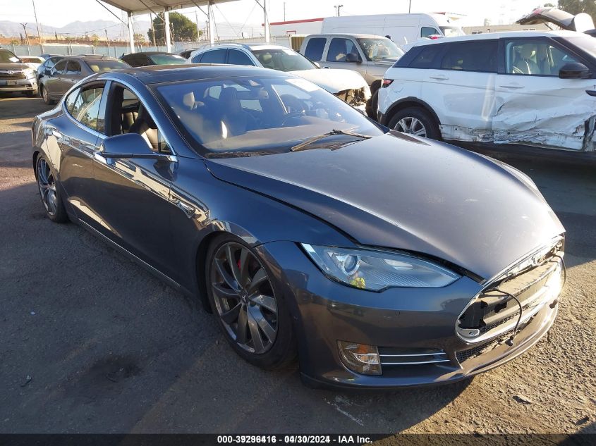 2015 Tesla Model S 70D/85D/P85D VIN: 5YJSA1H20FFP73711 Lot: 39296416