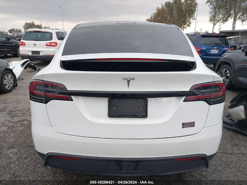 2022 Tesla Model X Plaid Tri Motor All-Wheel Drive VIN: 7SAXCBE64NF336910 Lot: 39296421