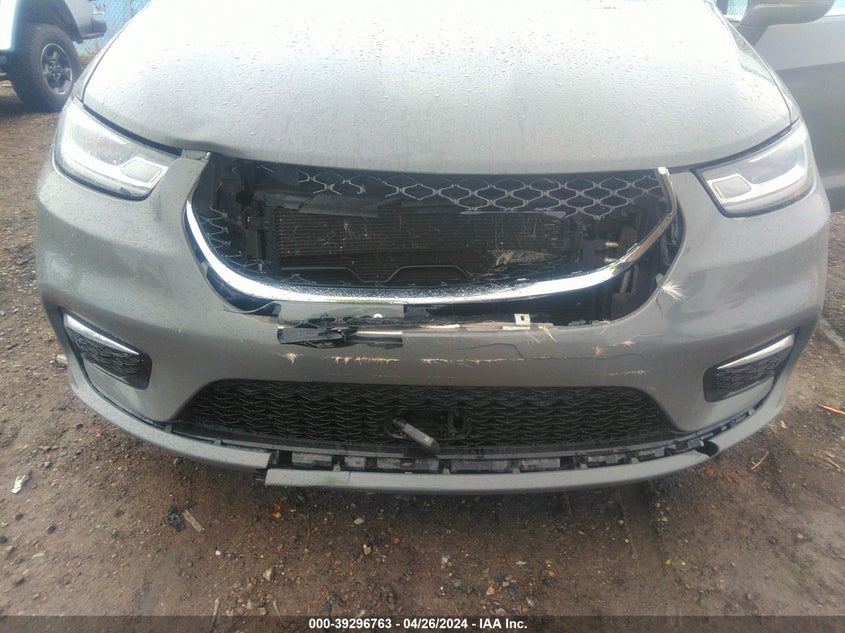2022 CHRYSLER PACIFICA TOURING L - 2C4RC1BG5NR117343