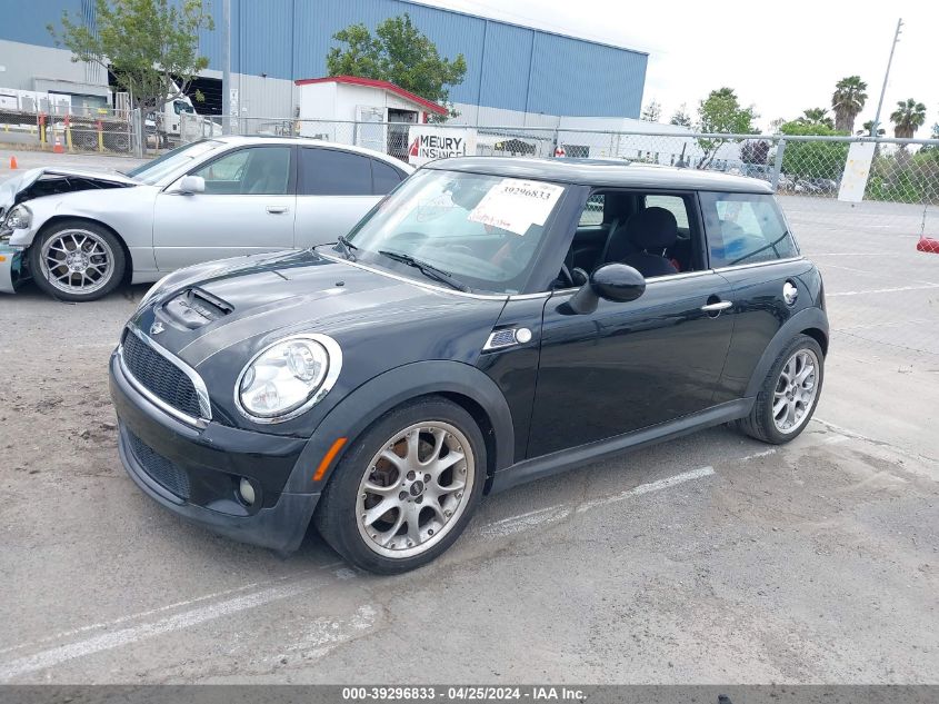 2009 Mini Cooper S VIN: WMWMF73569TT98405 Lot: 39296833