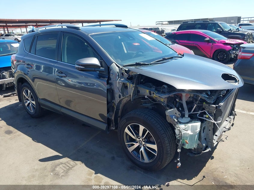 TOYOTA RAV4 XLE 2018