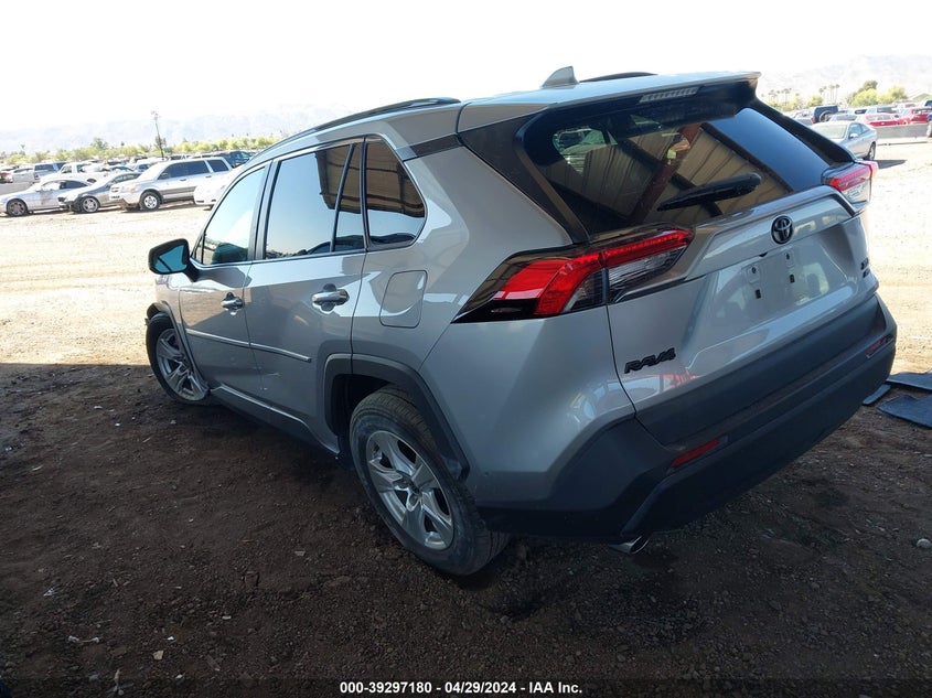 VIN 2T3P1RFV1MW242977 2021 TOYOTA RAV4 XLE/XLE PREMIUM
