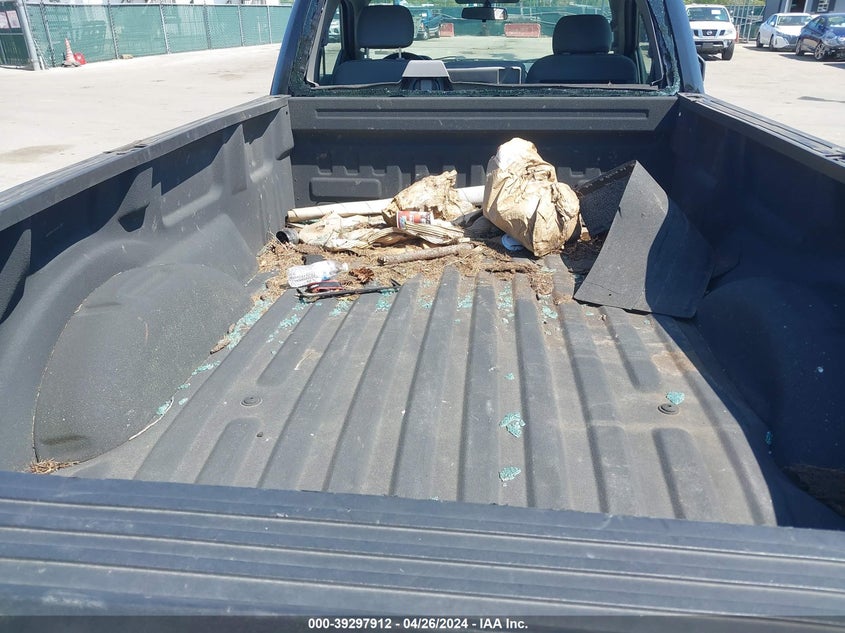 VIN 1FTMF1CB4JKG00187 2018 FORD F-150 XL