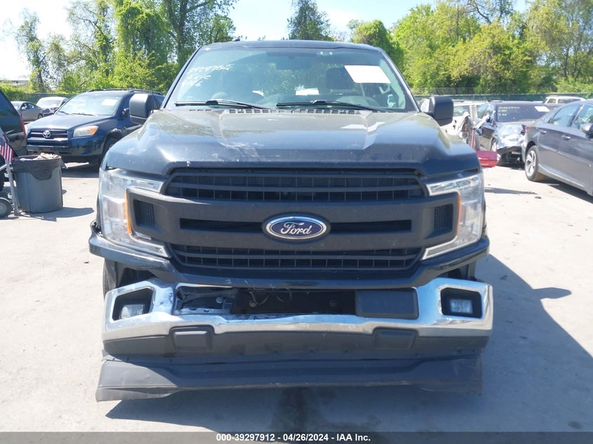 VIN 1FTMF1CB4JKG00187 2018 FORD F-150 XL