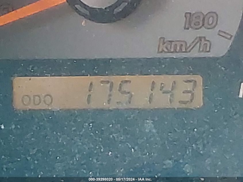 2004 Toyota 4Runner Sr5 V8 VIN: JTEZT14R548004688 Lot: 39298020