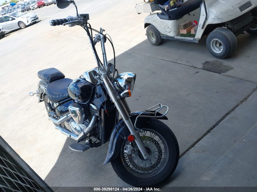 SUZUKI VL800 2017