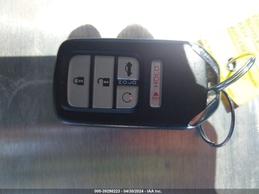 VIN JHMFC1F89JX000185 2018 HONDA CIVIC EX-L