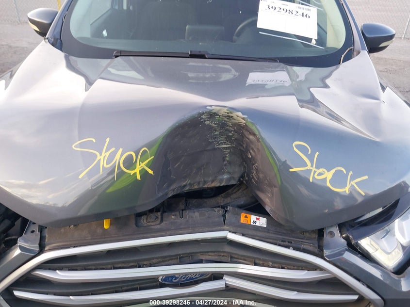 VIN MAJ3P1TE2JC211048 2018 FORD ECOSPORT SE