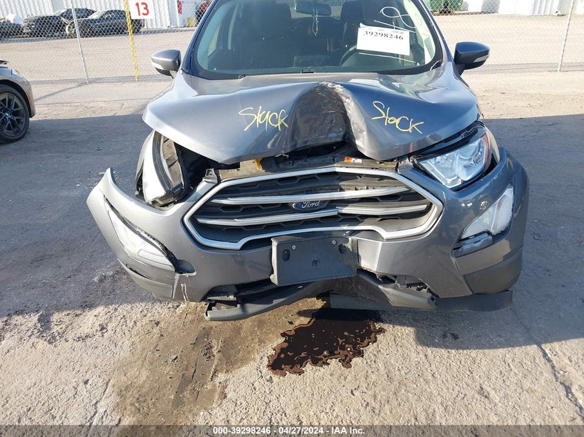VIN MAJ3P1TE2JC211048 2018 FORD ECOSPORT SE