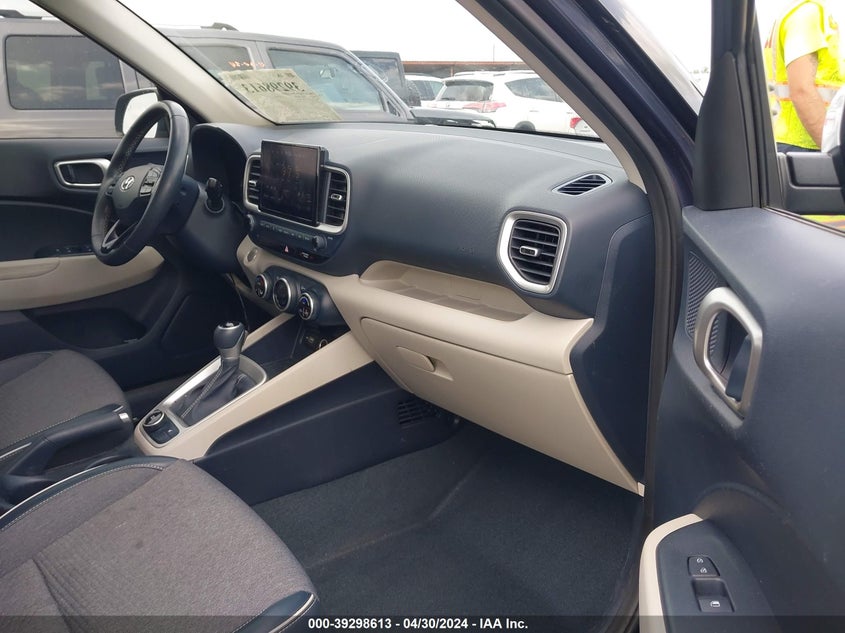 2022 Hyundai Venue Limited VIN: KMHRC8A36NU160059 Lot: 39298613