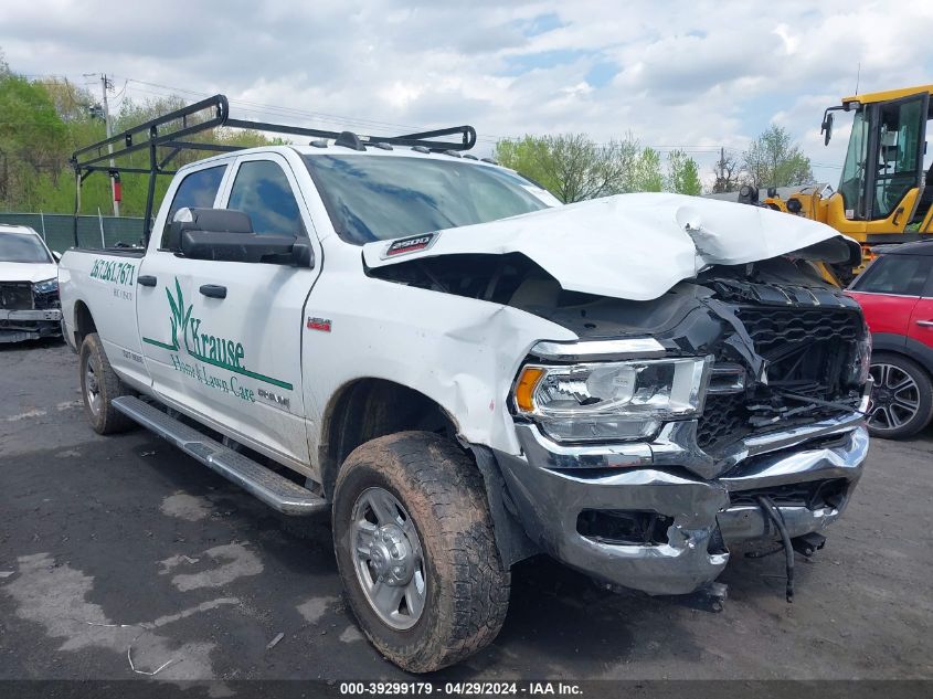 RAM 2500 TRADESMAN 4X4 8 BOX