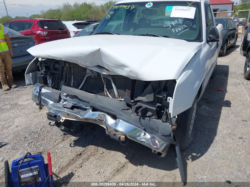 2005 Chevrolet Silverado 1500 Work Truck VIN: 1GCEC14X05Z228500 Lot: 39299439