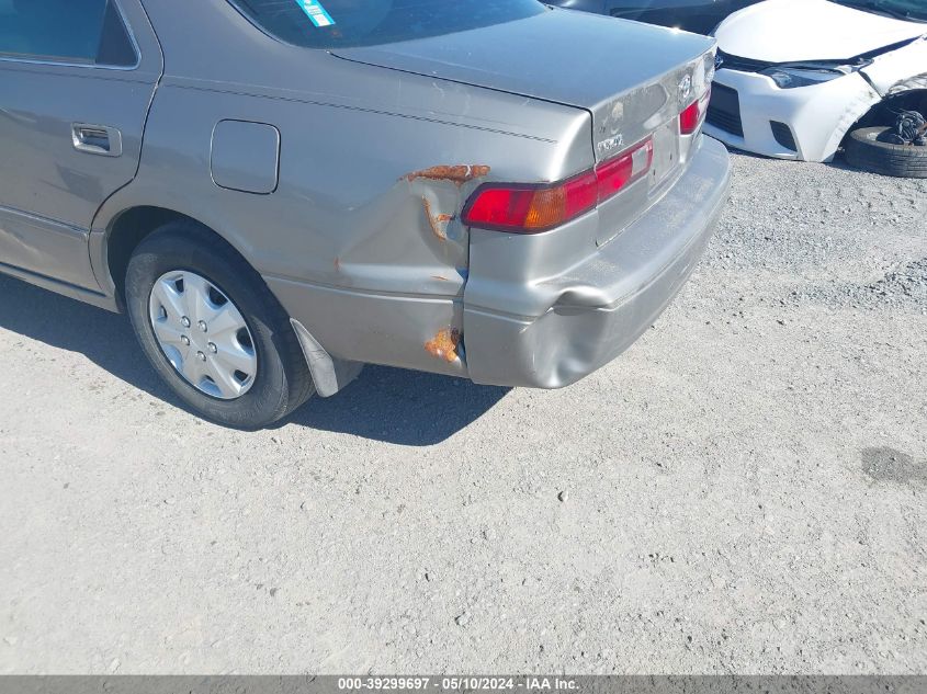 1997 Toyota Camry Le VIN: 4T1BG22K4VU175958 Lot: 39299697