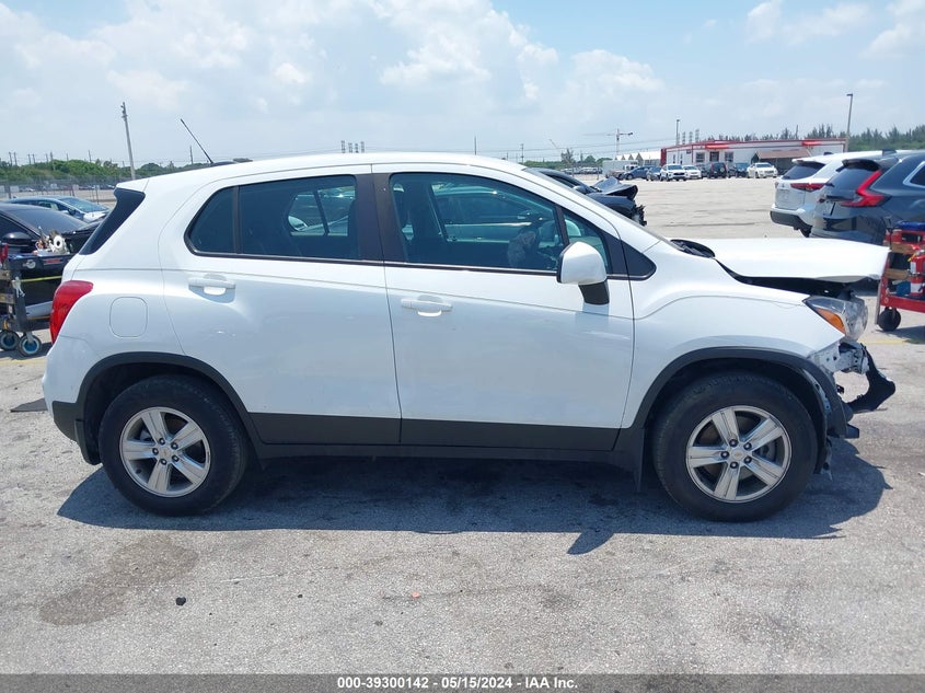 VIN KL7CJNSB8JB526191 2018 CHEVROLET TRAX LS