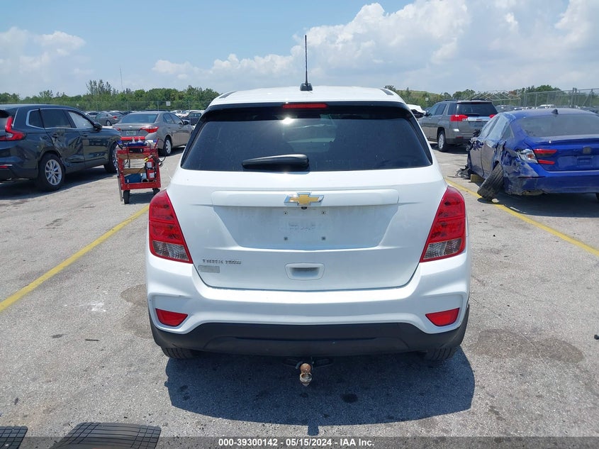 VIN KL7CJNSB8JB526191 2018 CHEVROLET TRAX LS