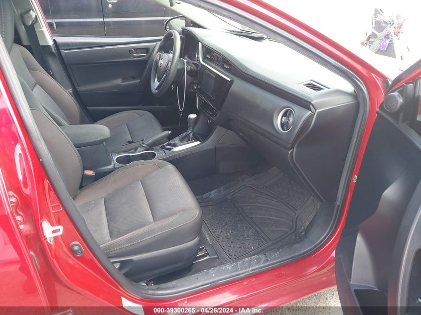 2018 TOYOTA COROLLA LE - 2T1BURHE3JC106337