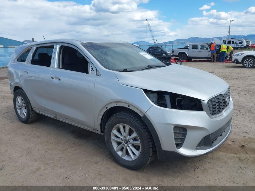 2019 Kia Sorento 2.4L L VIN: 5XYPG4A32KG581105 Lot: 39300401