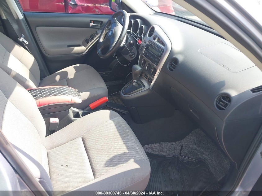 2007 Toyota Matrix Xr VIN: 2T1KR32E67C667339 Lot: 39300745