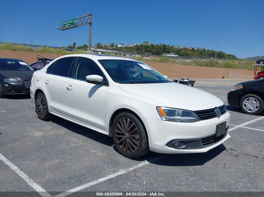 2012 Volkswagen Jetta 2.5L Sel Premium VIN: 3VWLP7AJ1CM132465 Lot: 39300909