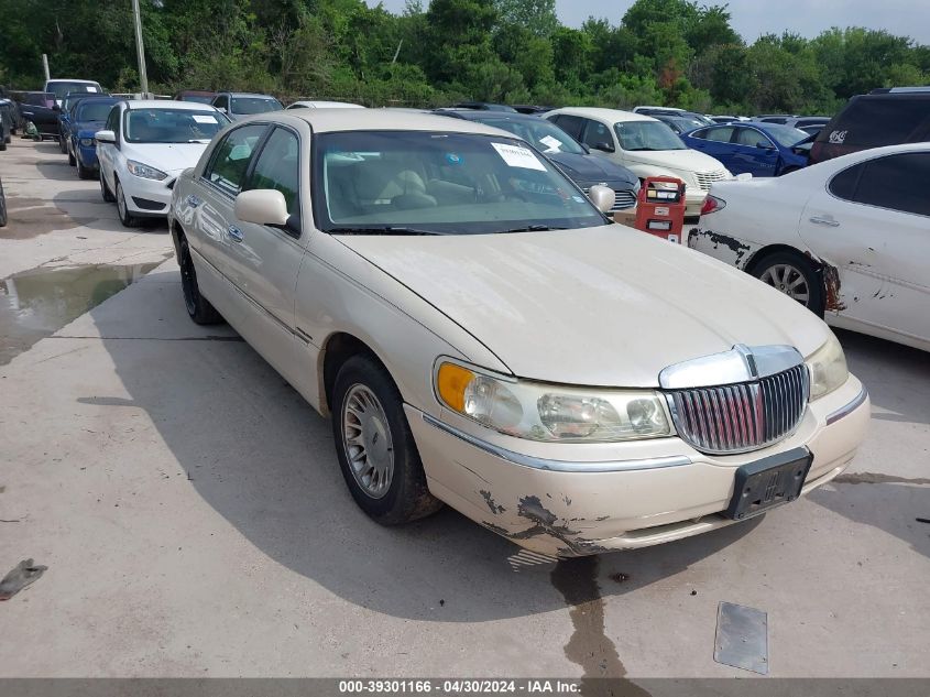 2002 Lincoln Town Car Cartier VIN: 1LNHM83W92Y603549 Lot: 39301166