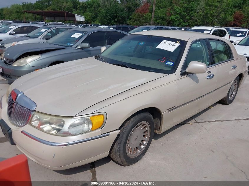 2002 Lincoln Town Car Cartier VIN: 1LNHM83W92Y603549 Lot: 39301166