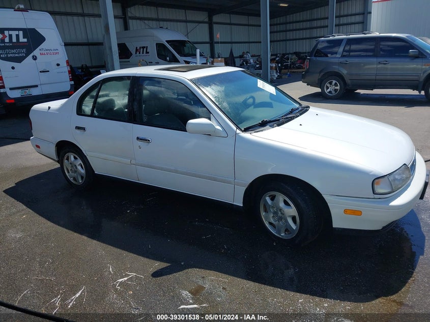 1995 Infiniti G20 VIN: JNKCP01D9ST525875 Lot: 39301538