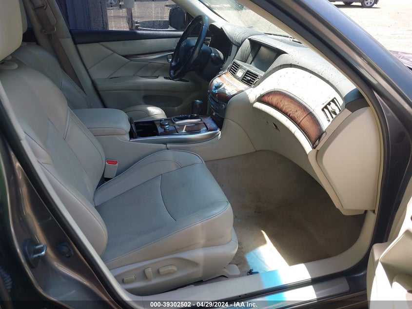 2015 Infiniti Q70L 3.7 VIN: JN1BY1PP8FM601283 Lot: 39302502