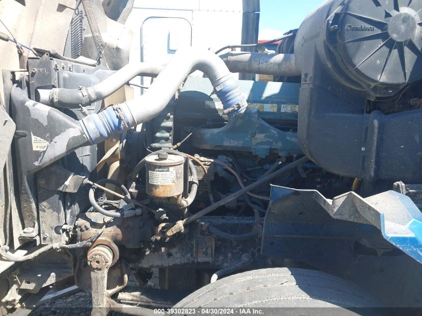 1999 International 9000 9400 VIN: 2HSFHAMR4XC071746 Lot: 39302823