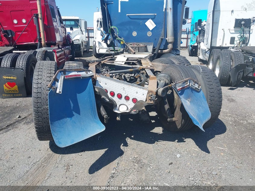 1999 International 9000 9400 VIN: 2HSFHAMR4XC071746 Lot: 39302823