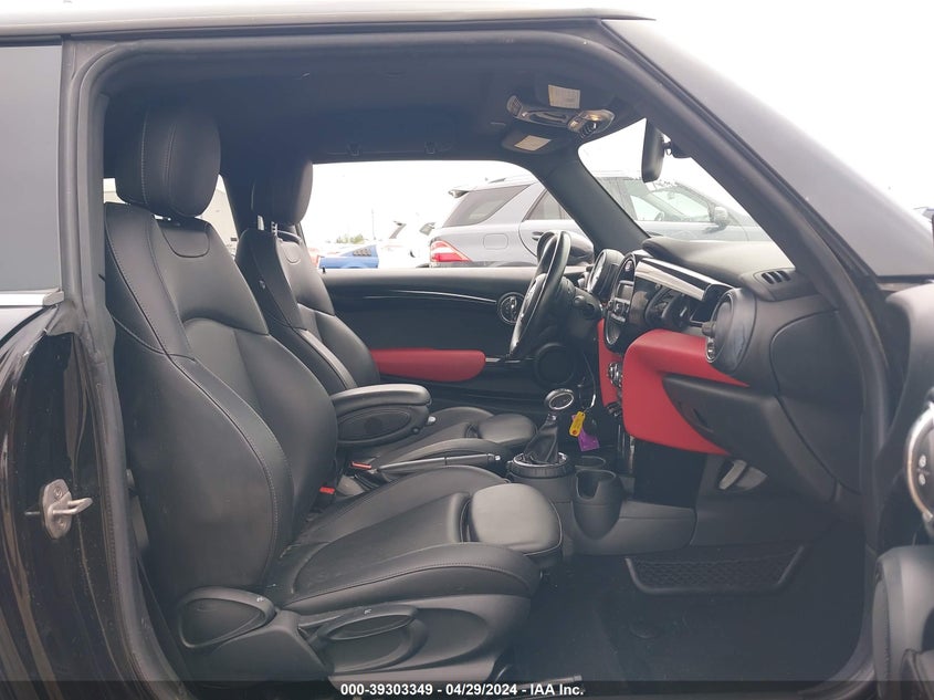 2014 Mini Hardtop Cooper VIN: WMWXM5C59ET933261 Lot: 39303349