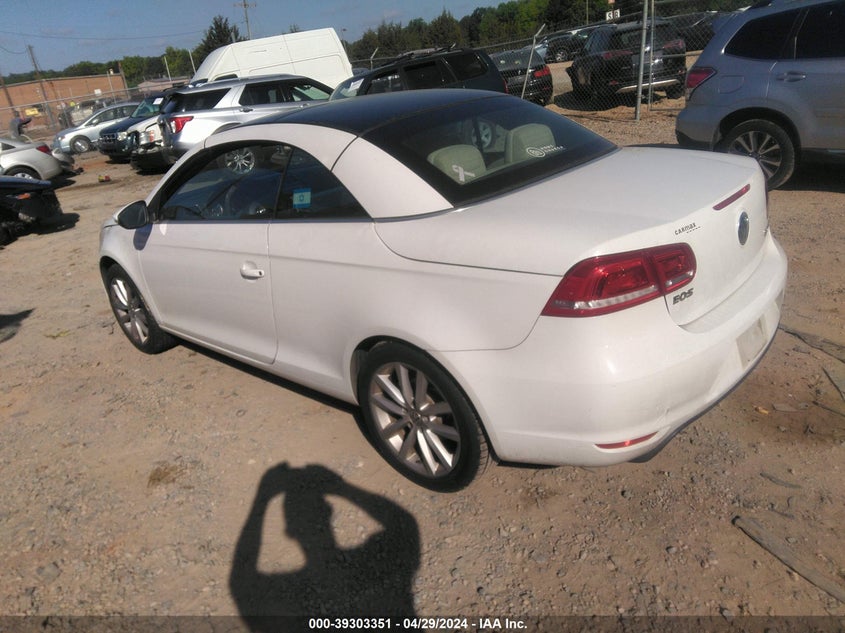 2013 VOLKSWAGEN EOS KOMFORT/SPORT - WVWBW8AH4DV003373