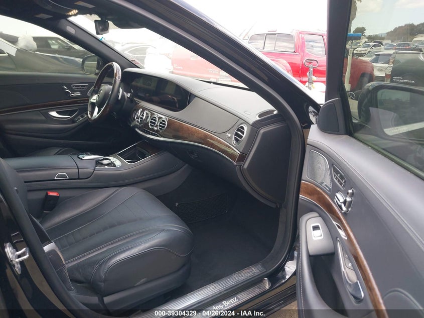 2020 Mercedes-Benz S 560 VIN: W1KUG8DB3LA564074 Lot: 39304329
