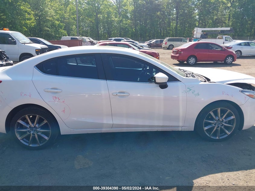 2018 MAZDA MAZDA3 TOURING - 3MZBN1V36JM234870