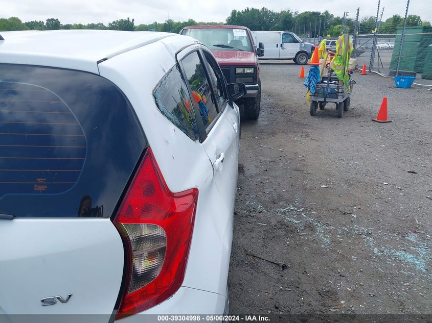 VIN 3N1CE2CP3KL363873 2019 NISSAN VERSA NOTE SV