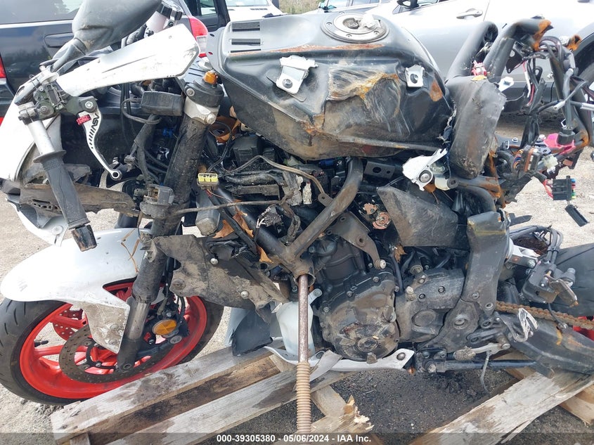 VIN JYARM38E5PA006938 2023 YAMAHA YZFR7