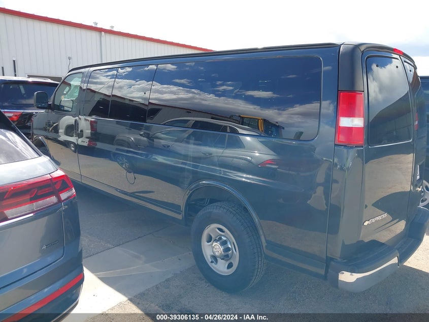 2017 CHEVROLET EXPRESS 3500 LT - 1GAZGPFG3H1228010