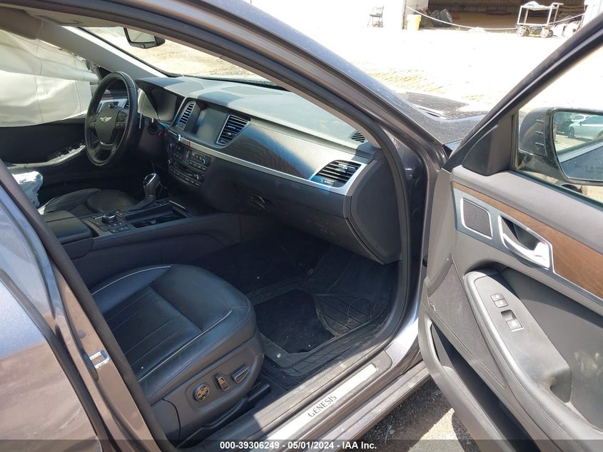 2015 Hyundai Genesis 3.8 VIN: KMHGN4JE1FU094663 Lot: 39306249