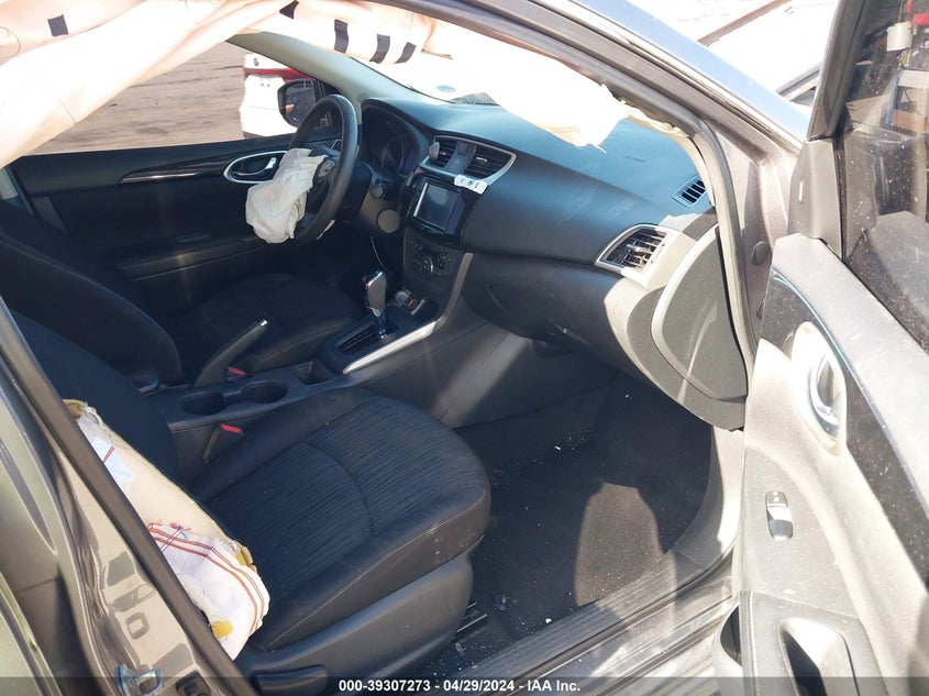 VIN 3N1AB7AP3KY236821 2019 NISSAN SENTRA SV